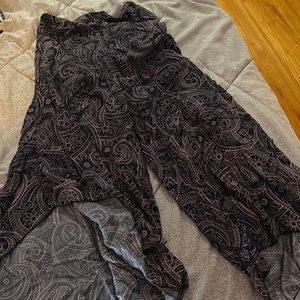 Light Linen Billowy capris